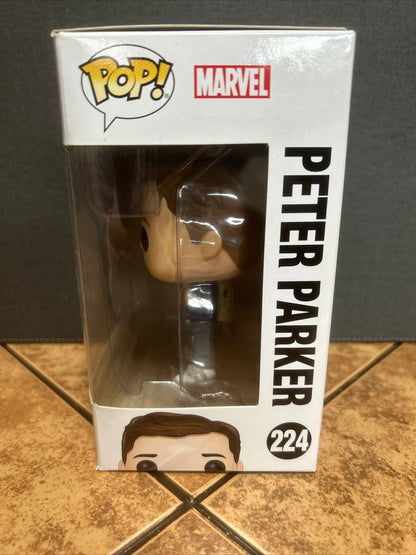 Funko Pop Marvel Live Action Movie Spider-Man Home Coming Peter Parker #224