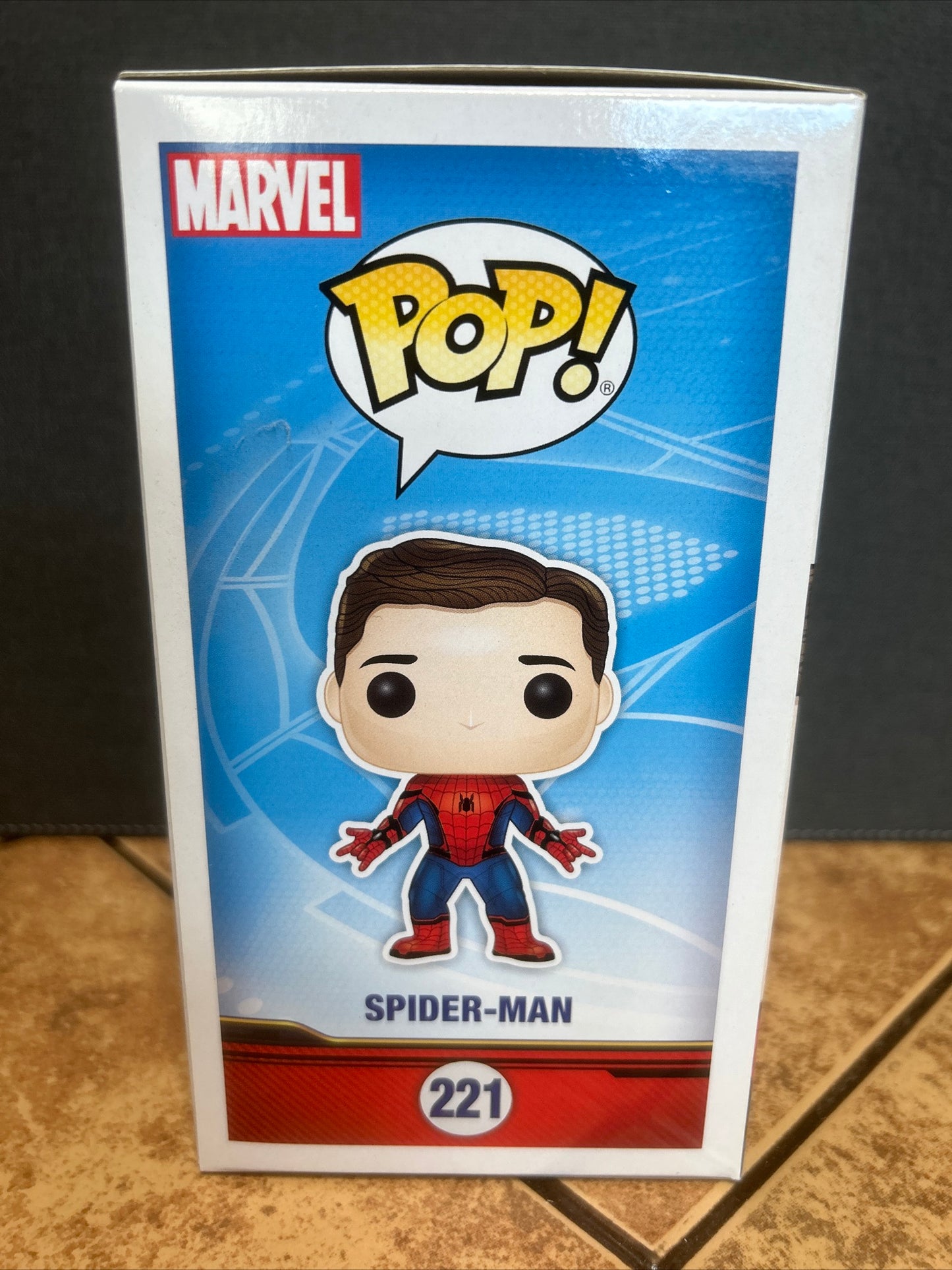 Funko Pop Marvel Live Movie Home Coming Spider-Man #221 Hot Topic Exclusive